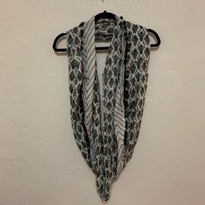 Banana Republic Patterned Infinity Scarf